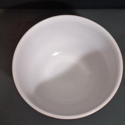 LOT 163: Vintage Pyrex Autumn Harvest Wheat Cinderella Bowl with (2) Mixing Bowls