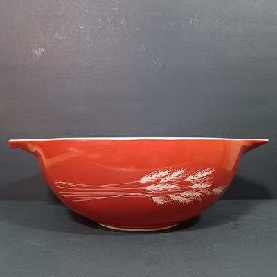 LOT 163: Vintage Pyrex Autumn Harvest Wheat Cinderella Bowl with (2) Mixing Bowls