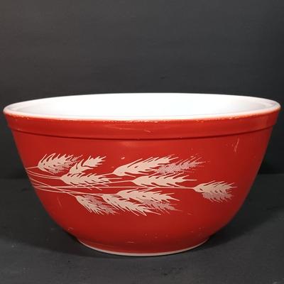 LOT 163: Vintage Pyrex Autumn Harvest Wheat Cinderella Bowl with (2) Mixing Bowls