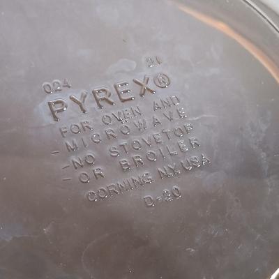 LOT 164: Vintage Pyrex and Anchor Hawking Brown Glass Cookware with Pyrex Small Clear Casserole Dish