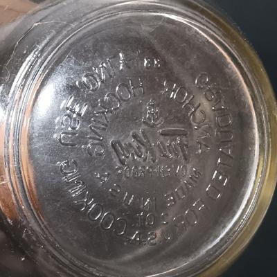 LOT 165: The Pampered Chef Apple Peeler and Prep Bowls with Nantucket Pie Plate, Fire King Measuring Cup & More