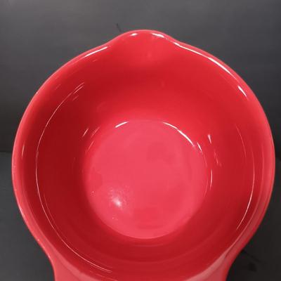 LOT 166: Rachel Ray Orange Casserole Dishes and Red Mixing Bowls with Cordon Bleu Platter