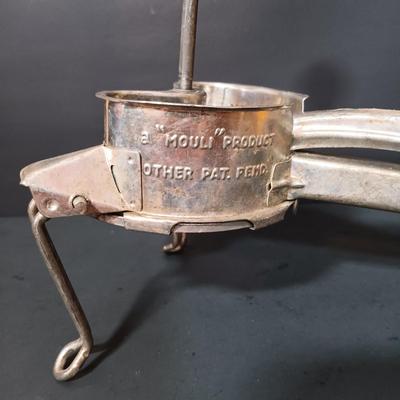 LOT 167: Vintage Kitchen Collection