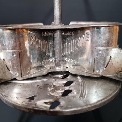 LOT 167: Vintage Kitchen Collection