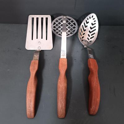 LOT 168: Vintage Veggie Nesting Bowls, Cutco Kitchen Utensils, Wooden Dixie Cup Dispenser & More