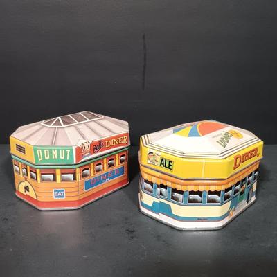 LOT 169: Medico Medalist Pipe, Watch Parts, Ian Logan's Filling Stations Tins & More