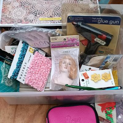 LOT 171: Vintage Spinning Wheel with Embroidery Hoops, Sewing Notions & More