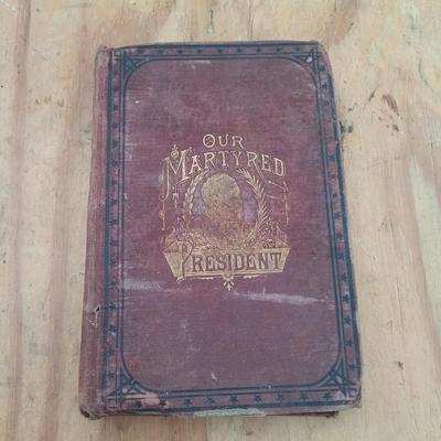 LOT 173: Charles Morris' Decisive Events in the Story of the Great Republic 1891, National Parks Portfolio 1931 & More