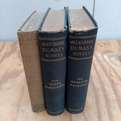 LOT 174: Educator Classic Library Volumes 1 - 8, Spencer Press Inc. Book Collection, Fountain Press Books & More