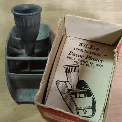 LOT 177: Vintage Hand Planes and Rasp Planes