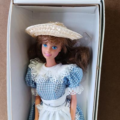 LOT 182: Vintage 1996 Happy Holidays Barbie, 1992 Little Debbie Barbie & Barbie Ornaments