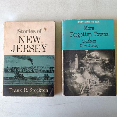 LOT 183: First Aid Book 1973, Vintage 4-H Pennant, The Red Badge of Courage 1962 & More