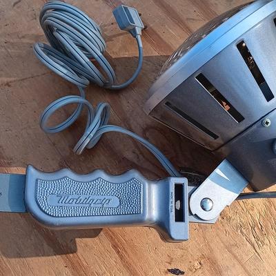 LOT 185: Bell & Howell Autoload Super 8 Projector, Kodascope 8 Model 70 Film Projector, Flex Dual Beam Movie Light & More