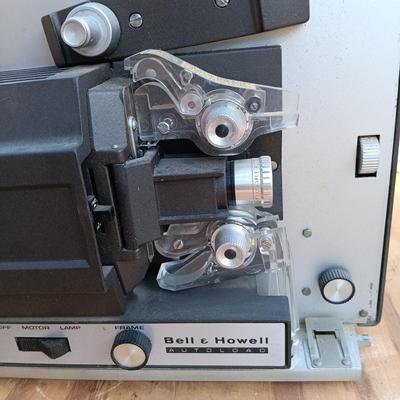 LOT 185: Bell & Howell Autoload Super 8 Projector, Kodascope 8 Model 70 Film Projector, Flex Dual Beam Movie Light & More