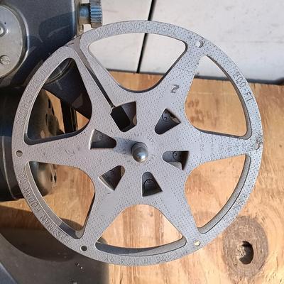 LOT 185: Bell & Howell Autoload Super 8 Projector, Kodascope 8 Model 70 Film Projector, Flex Dual Beam Movie Light & More