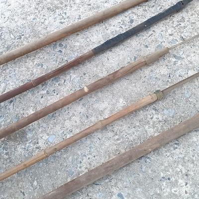 LOT 187: Set of (5) Vintage Fishing Gigs / Spears