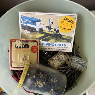 LOT 218: Vintage HO Scale Trains, Bachman Trim-a-Train Christmas Tree Decoration, Accessories and More