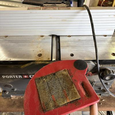 LOT 220: Portage Cable Variable Speed Bench Jointer