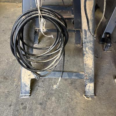 LOT 220: Portage Cable Variable Speed Bench Jointer