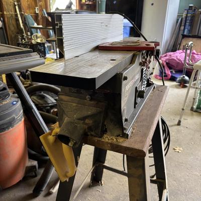 LOT 220: Portage Cable Variable Speed Bench Jointer