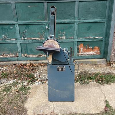 LOT 221: Reliant Free-Standing Belt/Disc Sander