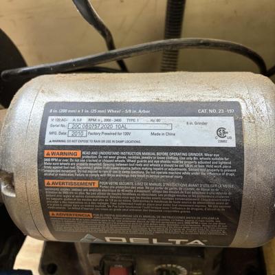 LOT 223: Delta Variable Speed Bench Grinder