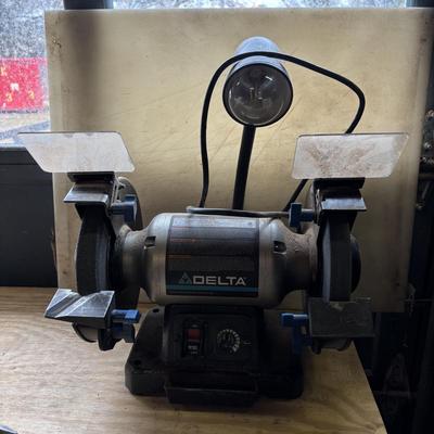 LOT 223: Delta Variable Speed Bench Grinder