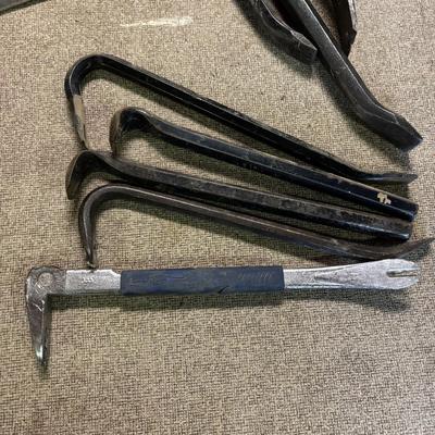 LOT 228: Tube Benders & Pry Bars