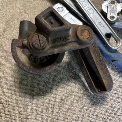 LOT 228: Tube Benders & Pry Bars