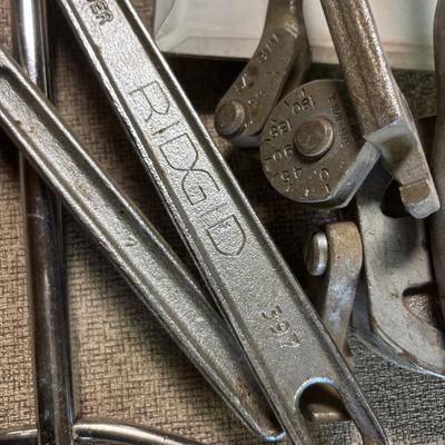 LOT 228: Tube Benders & Pry Bars