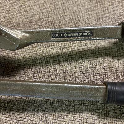 LOT 228: Tube Benders & Pry Bars