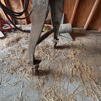 LOT 230: Wells Metal Band Saw