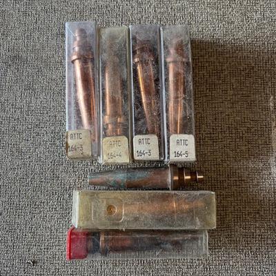 LOT 233: Welding & More Lot: Helmets, Cutting Torch Attachments, Cutting Tips