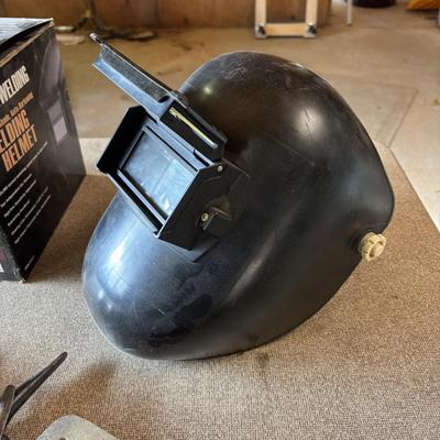 LOT 233: Welding & More Lot: Helmets, Cutting Torch Attachments, Cutting Tips