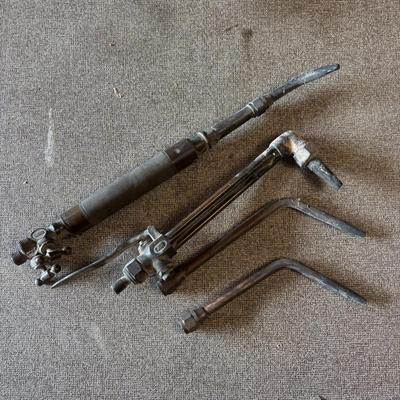 LOT 233: Welding & More Lot: Helmets, Cutting Torch Attachments, Cutting Tips
