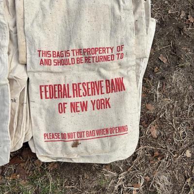 LOT 236: Vintage Canvas Bank Deposit/Coin Bags: US Mint, Federal Reserve Bank, first Fidelity Bank, Hamilton Bank