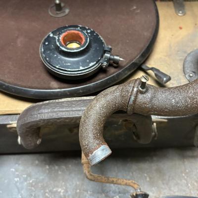 LOT 238: Vtg Birch Model Suitcase Victrola Windup Portable Record Player w/Vintage 78 rpm Records