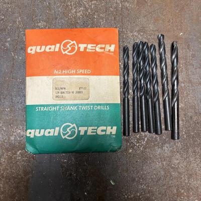 LOT 240: Large Lot of Drill Bits