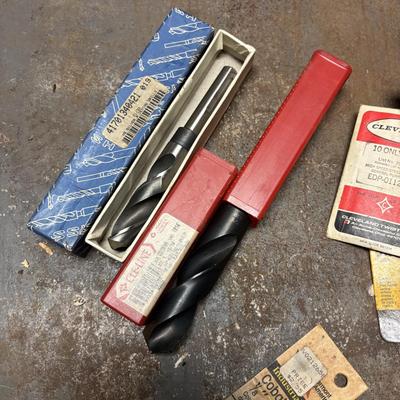 LOT 240: Large Lot of Drill Bits