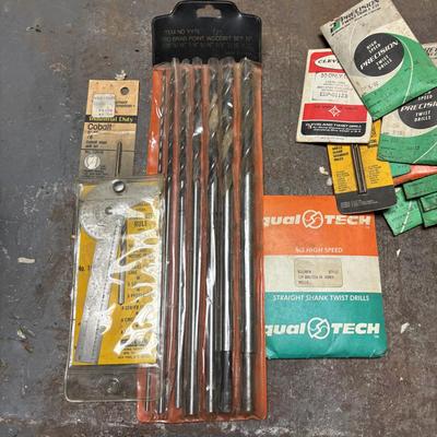 LOT 240: Large Lot of Drill Bits