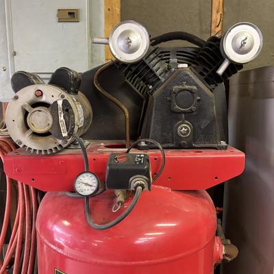 LOT 501: Huskey Pro Air Compressor