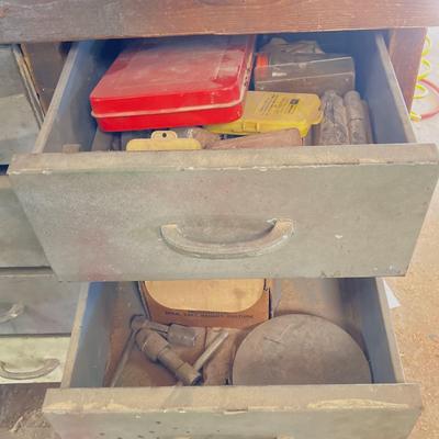 LOT 251: Large Collection of Tap and Die Tools and More