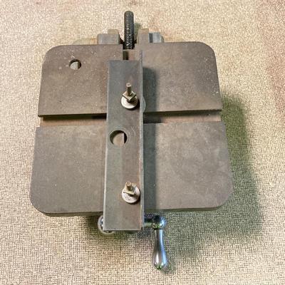 LOT 255: Ridgid 1500 15" Inch Drill Press