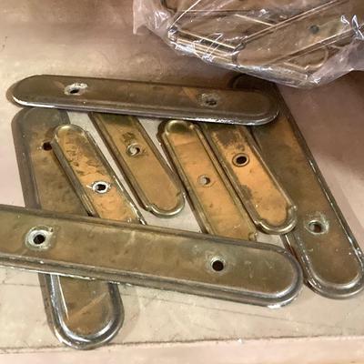 LOT 257: Collection of Brass Door Knobs, Hinges, Drawer Cabinet Pulls and More