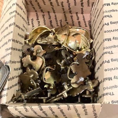 LOT 257: Collection of Brass Door Knobs, Hinges, Drawer Cabinet Pulls and More
