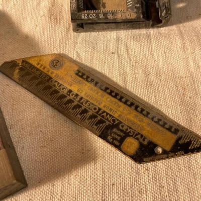 LOT 259: Vintage Official Catalogue of Swiss Watch Repair Parts Book, How to Replace Watch Batteries Book, Bulova Hands Catalog and...