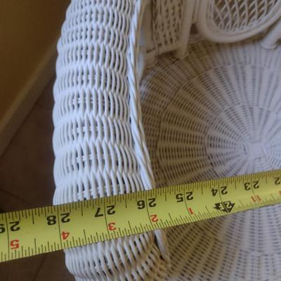 Vintage White Natural Wicker Throne Chair