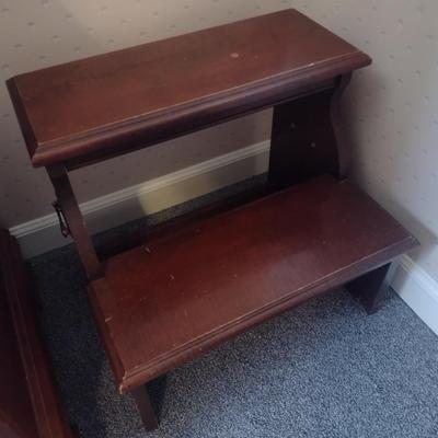 Mahogany Finish Bed Steps