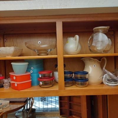 Sale Photo Thumbnail #86: You get everything in the pictures.  A great selection of all different kitchen items. Perfect for someone just starting out on their own.