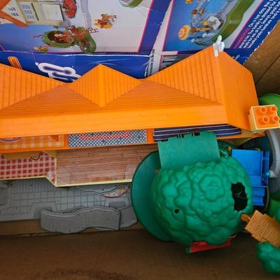 Sale Photo Thumbnail #316